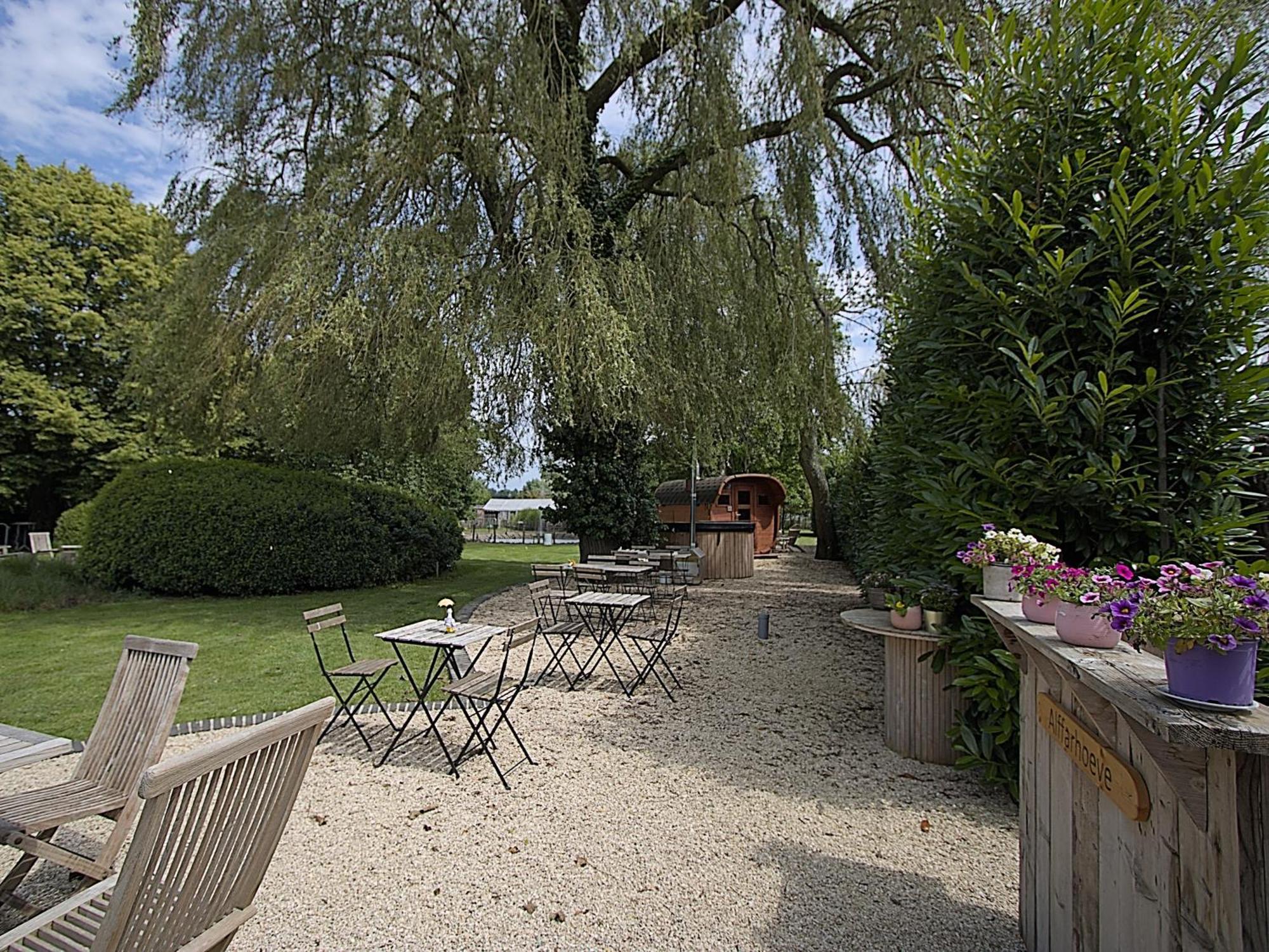 B&B De Alffarhoeve Hamme Exteriör bild